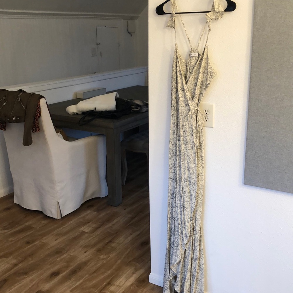 roe & may wrap dress